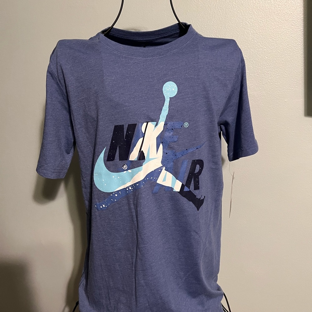 NWT Jordan Boys T-Shirt Blue with Jumpman Logo Size XL